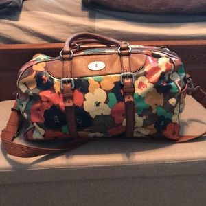 GREAT GRADUATION GIFT ! Fossil Duffle style Tote